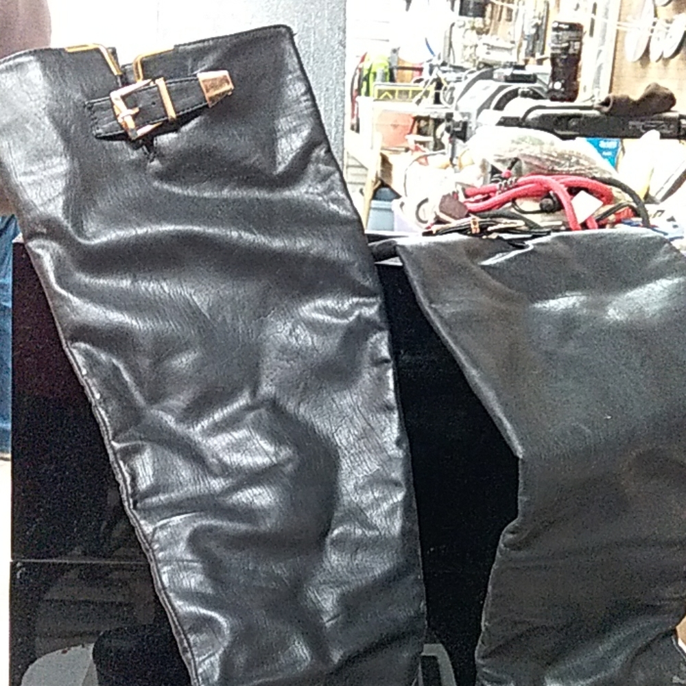 Paper Fox boots